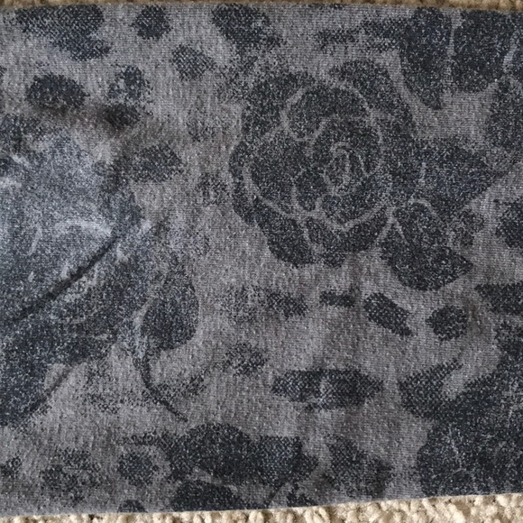 Rose leggings - Picture 2 of 3